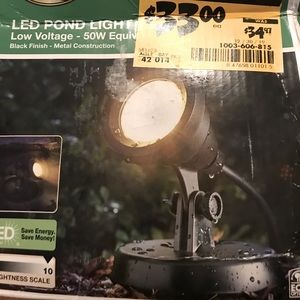 NEW in box light for pond or landscaping LED
